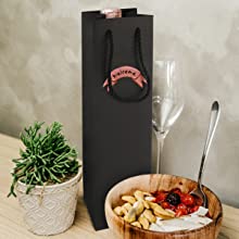 Los bolsos del vino del empaquetado al por menor de Eco de la extensión del pelo del sello de la hoja de oro abultan los bolsos de papel del regalo del vino de Kraft con las manijas 3