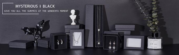 Caja de regalo negra