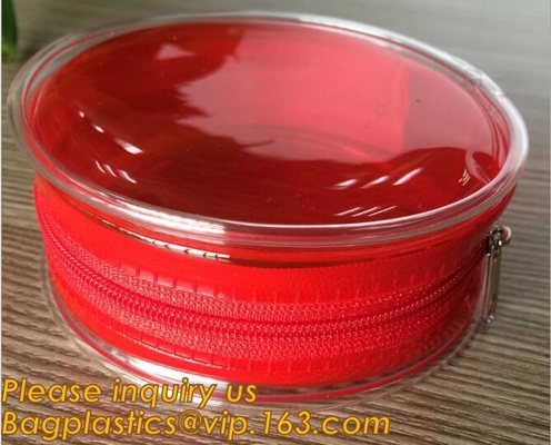 El tubo forma el bolso del artículo de tocador del PVC, lavado del PVC/bolso del artículo de tocador con la manija plástica del tubo, PVC transparente del claro de la prenda impermeable del bolso del artículo de tocador