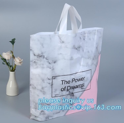 bolsos que hacen compras plásticos biodegradables con propio logotipo, embalaje cortado con tintas ropa plástica brillante de la mercancía de la manija de la baja densidad