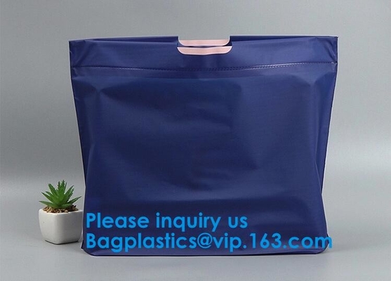 Bolso para llevar del tamaño de Flexi del lazo de la manija del oro del plástico de compras del restaurante suave de encargo del bolso con la impresión del plástico inferior del cuadrado