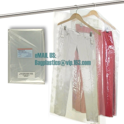 Bolsos plásticos polivinílicos claros perforados limpios secos de la ropa/del lavadero/de la ropa en un almacenamiento de la ropa del rollo